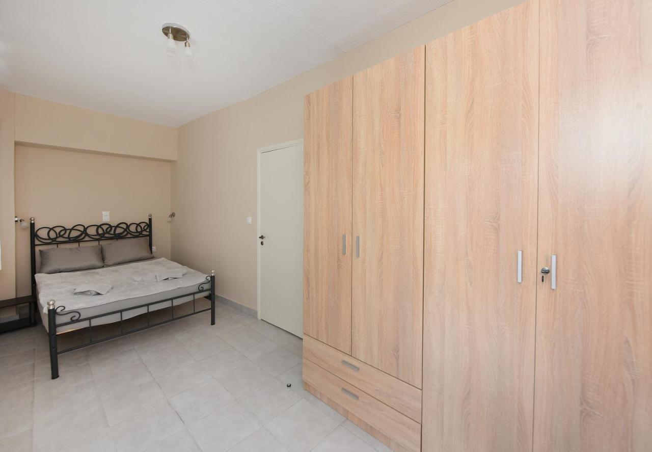 Happy Days Home Apartment Und Studio/Penthouse Ialysos  Buitenkant foto